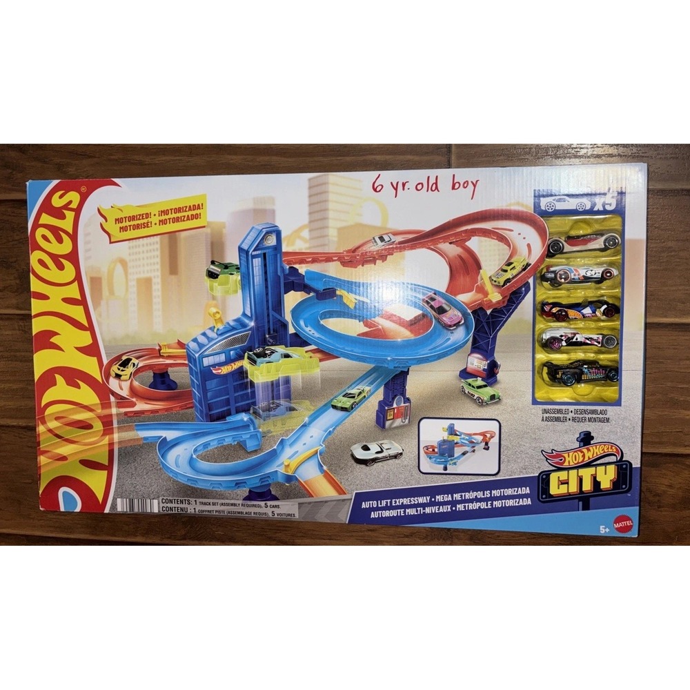 Hot Wheels City Auto Lift Expressway Motorized Track Set + 5 Cars Brand New